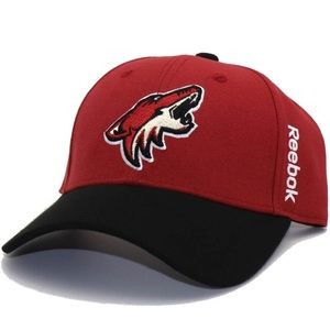 Arizona Coyotes Structured Adjustable Hat - Velcro VK96Z Burgundy/Black